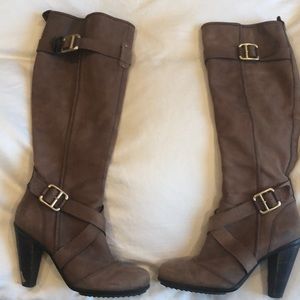 DKNYC under knee boots in blush with gold hardware